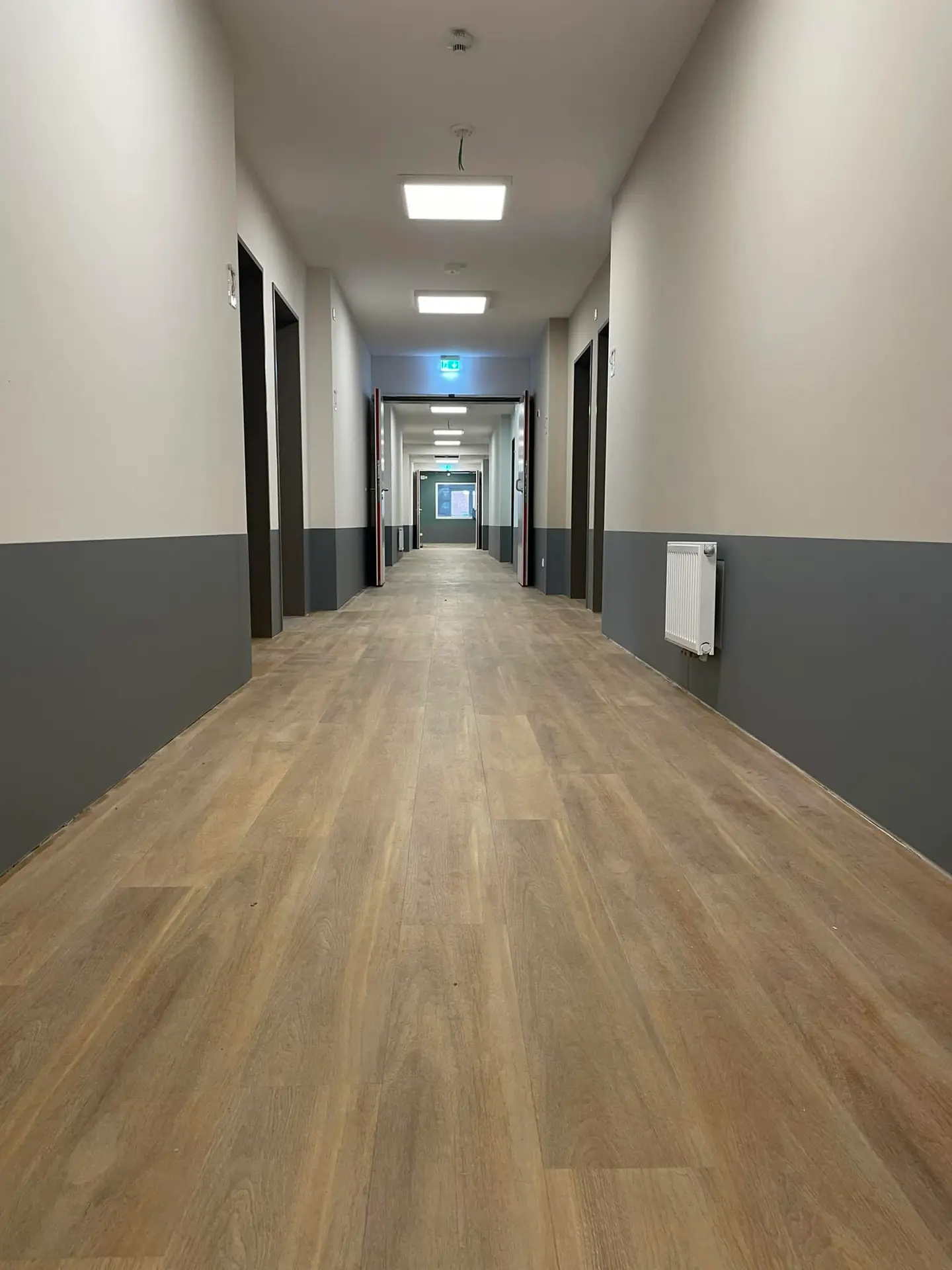 Seniorenresidenz Duhnen Cuxhaven, Flur mit Holzboden